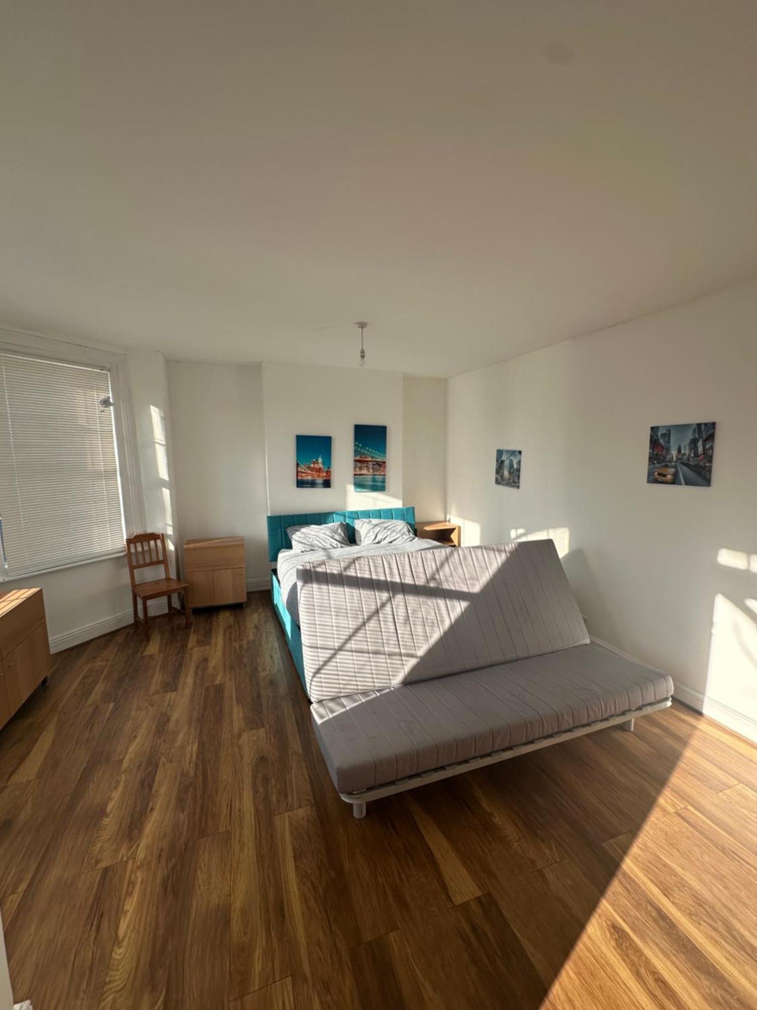 Pure Edge Beach Guest House With Sea View Херн-Бей Экстерьер фото